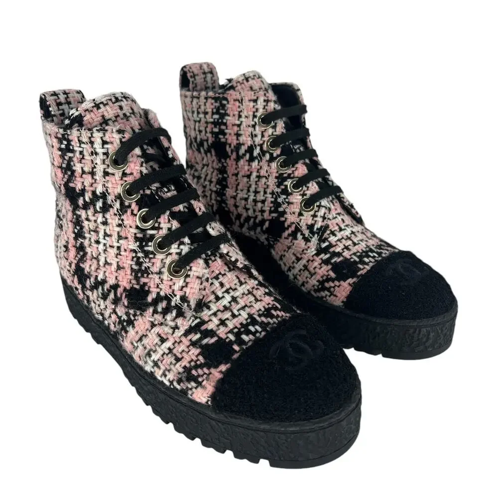 Chanel 2021 CC Logo Tweed Cap Toe Lace-Up‎ Combat Boots Size 37